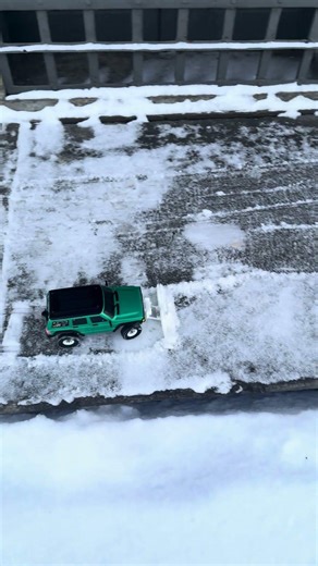 RC SNOW PLOW #snow #trx4m #jjrc #car #traxxas #viral