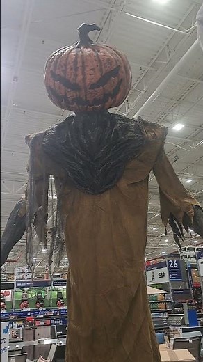Lowes halloween 2026 12ft Animated Pumpkin King In Store