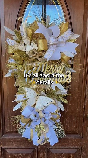 7.1K views · 68 reactions | We can't get enough of these detailed Christmas wreaths! ✨ | Wreaths of Joy | Facebook