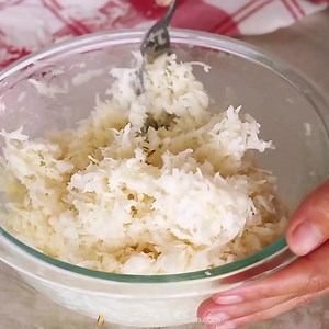 11K views · 193 reactions | My macaroon cookie recipe is so easy to prepare – ready in just 30 minutes! RECIPE ➡️ https://www.theslowroasteditalian.com/lazy-day-coconut-macaroons/ | The Slow Roasted Italian | Facebook