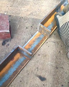392K views · 4.3K reactions | do you know how the welder welds the gate wheels on the correct angle iron frame | Yance welder art | Facebook