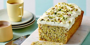 Fluffy courgette and pistachio loaf cake recipe