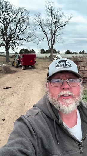 Efficient Feed Mixing for Farm Livestock