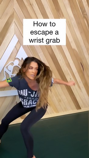 Eve Torres Gracie on Instagram: "Follow @womenempoweredgjj for more self-defense tips, techniques, and mindset principles."