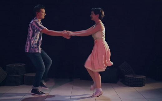 一条视频帮你了解各种摇摆舞类型 The Evolution of Swing Dances