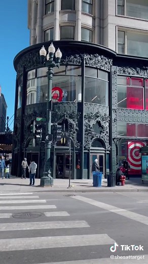 Exploring the Gothic Target in Chicago