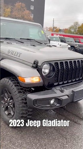 2023 Jeep Gladiator Willys with 5yr/100,000 km Chrysler Gold Plan Extended Warranty - (250192A)