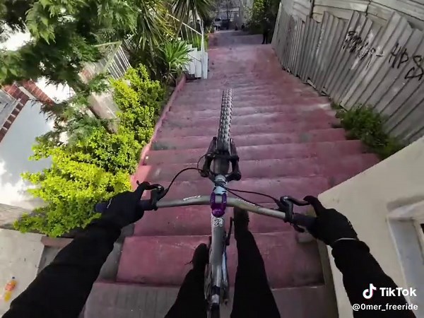 Thrilling Downhill Bike Rides: Freeride MTB Adventures