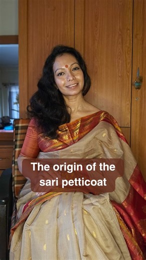 Pritha Dasmahapatra on Instagram: "What is the petticoat called in your language? Sources: (History of petticoat in Europe) - Encyclopaedia Britannica (Jnanadanandini Devi) - Thakur barir andarmahal by Chitra Deb I am wearing my mother's Gadwal sari. #petticoat #saristyle #saridraping #saripetticoat #indiantextilehistory"