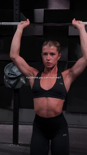 You thought you could? That's cute #deadlift #gymgirl #glutes #iciw #icaniwill