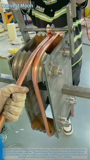 Wickeln von Transformatorspulen! Einführen von Kupferrohren