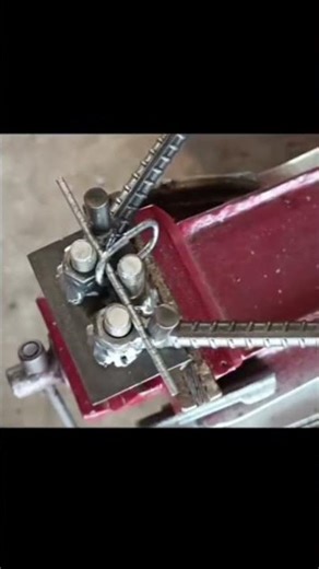 Assembling double-sided chain links #shorts