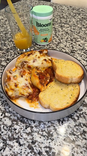 831K views · 5.9K reactions | Stuffed shells  #stuffedshells #dinnerideas | Cookin With Megg | Facebook
