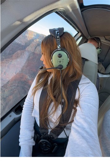 Unreal Grand Canyon Experience: A Helicopter Adventure