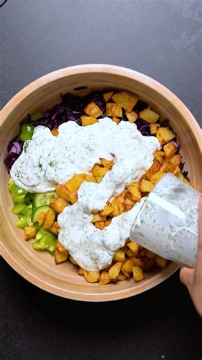 Crispy Potato Salad 🥔 With Oven-Roasted Potatoes & Creamy Dill-Yogurt Dressing - SUMMER SALAD 🥗