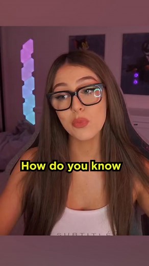 🤠 what the fawk 🤠 #youtube #twitchmoments #tiktok #streamer #viral #twitch #twitchstreamer #mikaylah #twitchfails #jokes #pickuplines #twitchclips #GamerGirl | Mikaylah Au