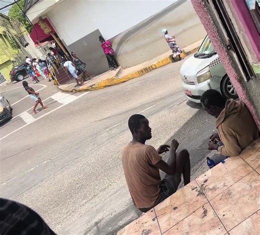 Two mad man a hold reason