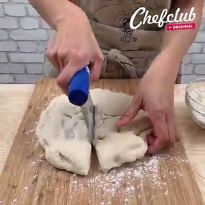 4.1M views · 27K reactions | Le naan surprise poulet au curry facile ! Ça a l'air trop bon, naan ? | Chefclub | Facebook