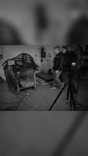 You don’t just buy a CNC. You buy into who built it. The Next Wave CNC HD6 is the result of nearly 20 years of listening to makers. Born in Ohio. Built by real people. Designed for garages — not factories. The HD6 takes everything we learned from the HD5 and pushes it further 👇 ⚙️ Reinforced aluminum steel gantry for serious rigidity 👀 Closed-loop motors with visual feedback (yes, they change color) 🛠️ Upgraded Z-carriage for easier tramming maintenance ⚡ Speeds up to 600 IPM (and more when p