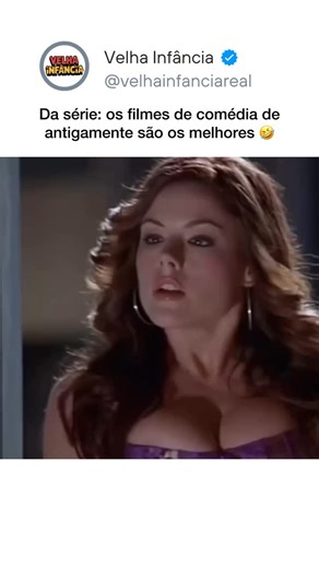 Velha Infância on Instagram: "Se você viveu os anos 80 e 90, isso aqui não é curiosidade… é memória afetiva 🧠✨ Nos anos 80, o VHS transformou a sala de casa em cinema. Rebobinar a fita fazia parte da experiência. Em 1980, o Pac-Man dominou os fliperamas e virou um fenômeno mundial. Os Simpsons estrearam na TV em 1989 e provaram que desenho também era para adultos. A internet discada começou a entrar nas casas nos anos 90, com barulho, paciência e curiosidade. Em 1995, o CD virou objeto de desej