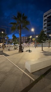 Pure trials line in the street Miss the nights of Malaga😮‍💨🍹 📷 @joaquinlagares #mtb #bike #trials #malaga | Tomomi Nishikubo