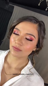 2.3K views · 66 reactions | MAQUILLAJE Y PEINADO PROFESIONAL EN GUADALAJARA NOVIAS - QUINCE AÑOS - SOCIAL *Maquillajes 100% profesionales que te duran hasta 24 horas. Los peinados mas actuales. Paquetes que incluyen prueba y día del evento. Maquillaje tradicional o con aerografo. WhatsApp: 3311437612 Estamos a 6 cuadras de plaza del sol. . . . . . . . #maquillajedenovia #maquillajesocial # #vestidodequinceañera | Yazmin Sanchez Maquillista | Facebook