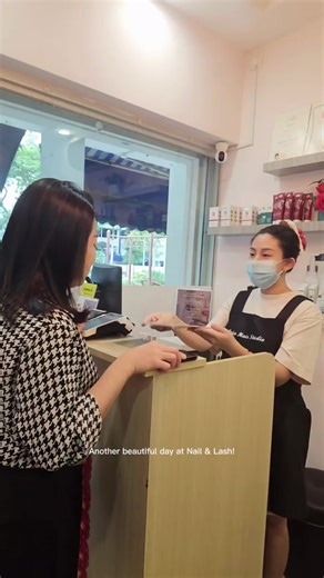 Daily life of a nail technician - Discover the interesting things and challenges in the profession 💅✨#vlog #daily #hair #hairstylist #hairextensions #haircolorist #haircut #hairhighlights #hairshampoo #salon #toc #nail #eyelash #eyelashes #eyes #eyelashlifting #