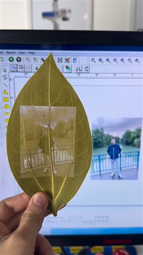 ГОБО проектор | Лазерный маркиратор | Лайтбокс on Instagram: "🔥Компьютермен жабдықталған UV Лазерлік маркираторы үстелі 🔥Ыңғайлы әрі қолжетімді бағада #лазерныймаркиратор #лазерныйстанок#маркиратор#маркираторлазерный#лазерныймаркер"