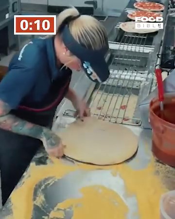 She's making that pizza at record speed 🍕🤯 | STUDENTbible