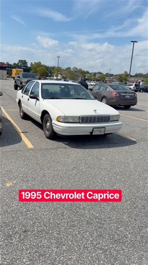 1995 Chevrolet Caprice #chevrolet #chevroletcaprice #caprice #carspotting #automobile #car #cars ￼