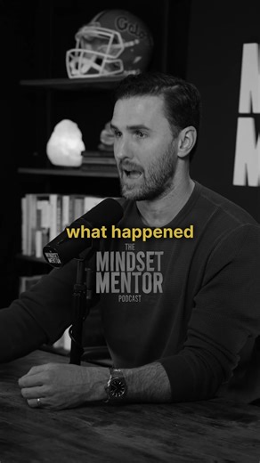 This triggers a LOT of people… 👉 IG: @robdialjr #adviceoftheday #motivation #mindset #growth