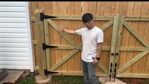 Watch Up close look at these hinges installed on Amazon Live