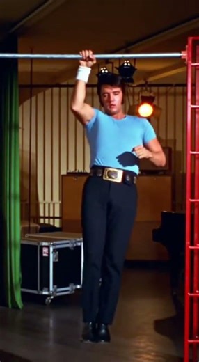 Elvis Presley Does a One-Armed Pull-Up (Rare Strength Moment) 💪👑
