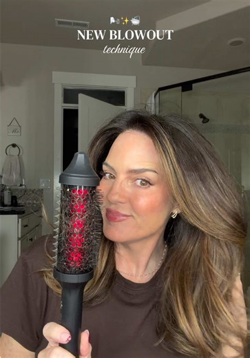 tbh I think the thermal brush alone did just as good of a job without the extra time and hassle 🫠 What do you think? #thermalbrush #blowoutbrush #blowoutstyles