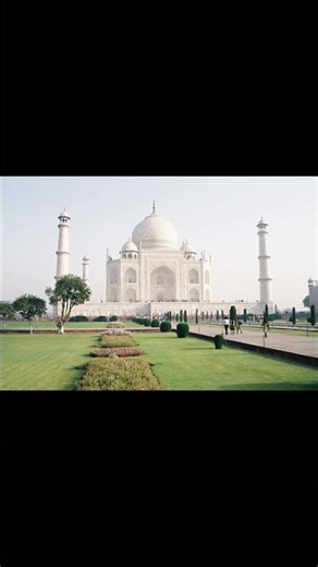 Taj Mahal's Eternal Love ✨#TajMahal #IndiaTravel#India #UNESCO#tajmahalshorts