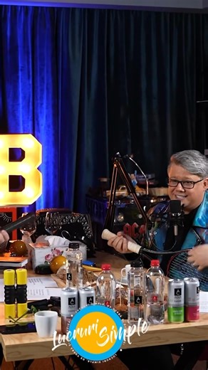 21K views · 640 reactions | Paul Surugiu-Fuego, un artist mai complex decât ați fi crezut! Vine luni seara la LUCRURI SIMPLE! E o ediție pe care nu vreți s-o pierdeți!  Sâmbătă minunată!  https://m.youtube.com/@HoriaBrenciu/videos AQUA Carpatica Domeniile Sâmburești | Horia Brenciu | Facebook