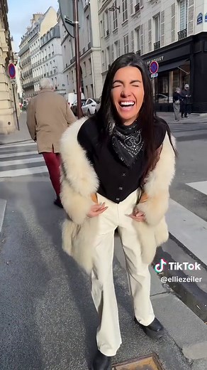 Ellie's OOTD: Fashion Highlights and Style Secrets