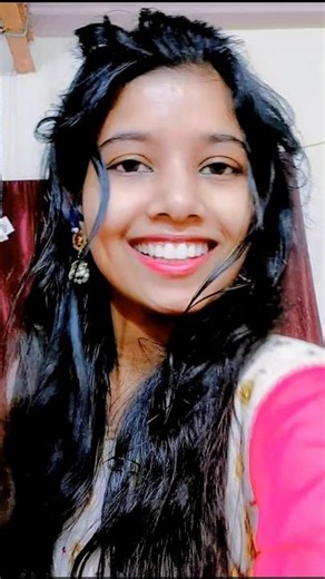 raste me hum dono ghar kaise jayenge 💓💓 #youtubeshorts #dance Sarika Kushwaha 270