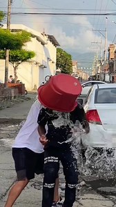 13K views · 153 reactions | El lava carros mágico 藍 #humor #reels | Cuero One | Facebook