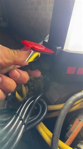 New husky hybrid power 14000 lumen lamp
