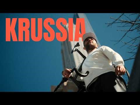 Hotline Krussia with an iPhone and Quad Lock