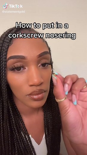 How to Put in a Corkscrew Nose Ring: Step-by-Step Guide