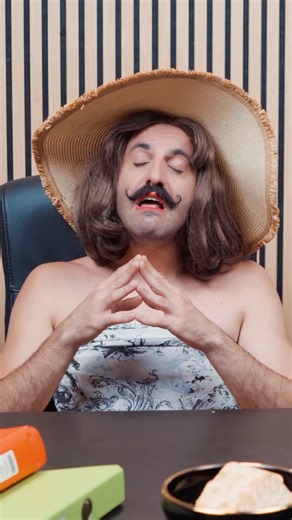 Elias Andreou | ΕΠΟΧΗ των ΠΑΓΕΤΩΝΩΝ θα γίνει εδώ μέσα! #corporate #greece #comedian #funny | Instagram