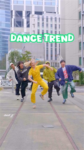 🕺🏼Hoodie fam🌏 on Instagram: "w / @kelladactyl ❤️‍🔥 #happykelli #hoodiefam #hoodiefamdancechallenge #hoodiefam unapalomablanca"