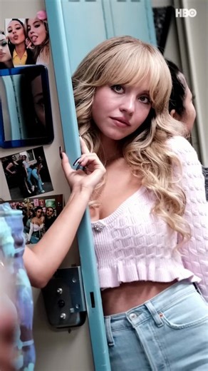 Sydney Sweeney Breaks Down Cassie’s Beauty Routine on Euphoria