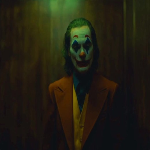 Джо́кер» (англ. Joker) — американский психологический триллер 2019 года, десятый полнометражный фильм, снятый Тоддом Филлипсом по сценарию, написанному им совместно со Скоттом Сильвером. В фильме снимался Хоакин Феникс[4][5][6][7], а его вольные мотивы основаны на персонажах DC Comics, включая Джокера. Фильм повествует об Артуре Флеке, неудавшемся клоуне и начинающем стендап-комике, чьё падение в психическое заболевание и нигилизм достигает кульминации с появлением альтер-эго, известного как «Дж
