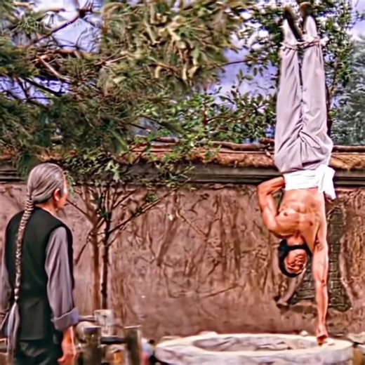 Invincible Shaolin (1978) | The Ultimate Finger-Tip Push-Up Challenge