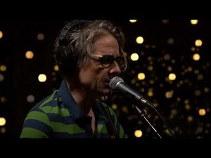 Luna - Sideshow By The Seashore (Live on KEXP)