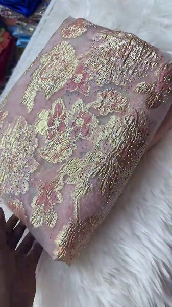 Vidéos de Dieyna _ boutique (@dieyna_boutique) avec son original - 𝐃𝐈𝐎𝐏_𝐋𝐘𝐑𝐈𝐂𝐒_𝐒𝐍