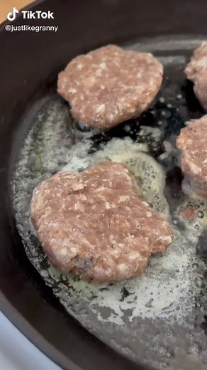 Easy Old Fashioned Southern Sawmill Gravy Recipe